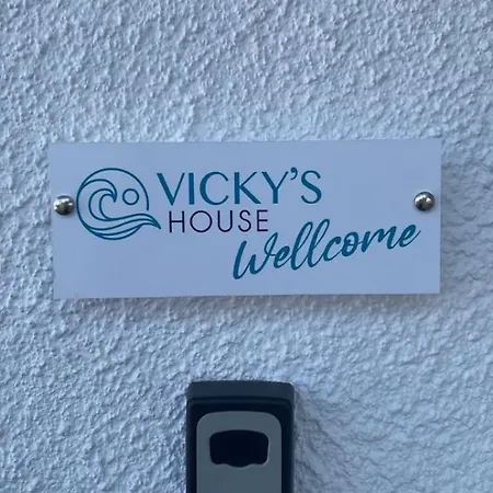 Vicky's House *